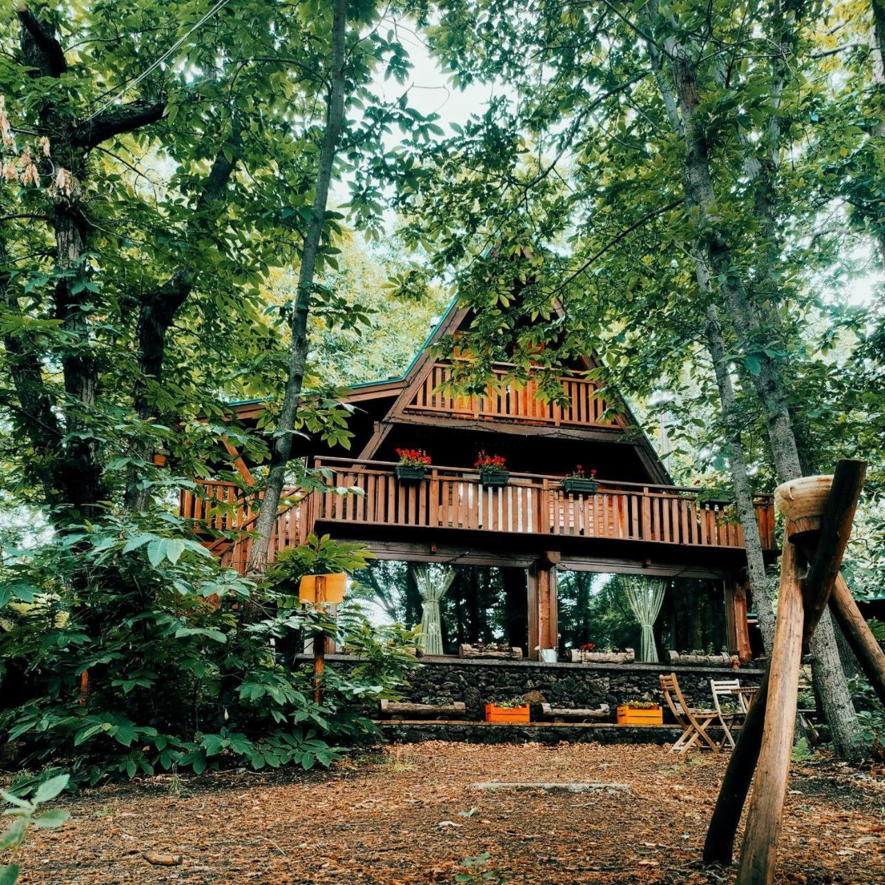 Matilde'S Chalet Etna Nature House นีโกโลซี ภายนอก รูปภาพ