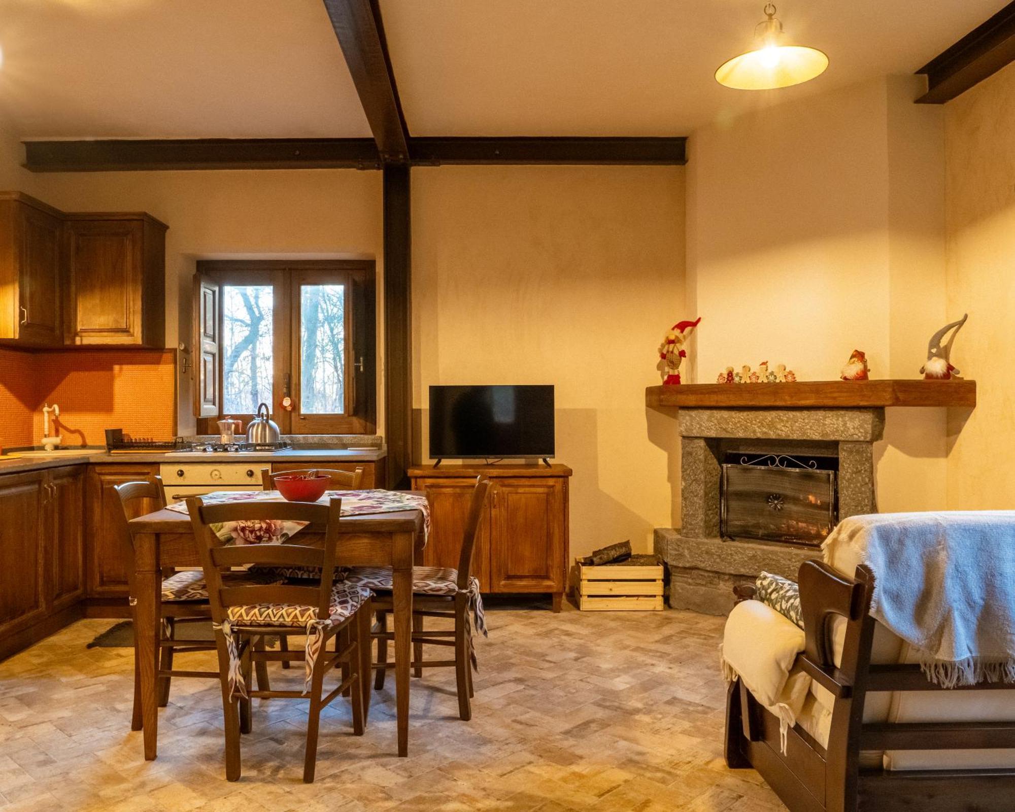 Matilde'S Chalet Etna Nature House นีโกโลซี ภายนอก รูปภาพ